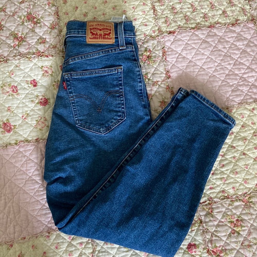Levi high waisted mom jeans